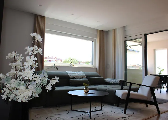 Luxury Mirjana