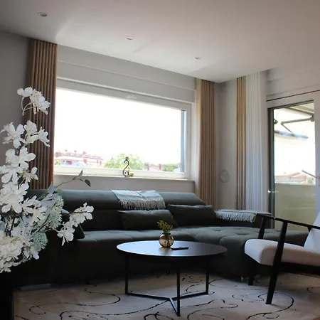 Luxury Mirjana