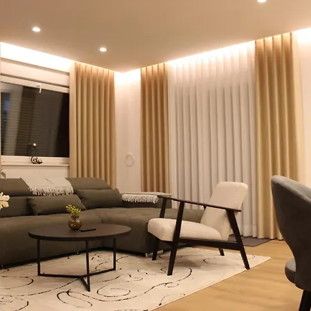 Luxury Mirjana דירה *